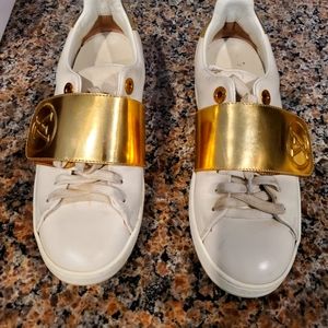 Authentic used Louis Vuitton Sneakers